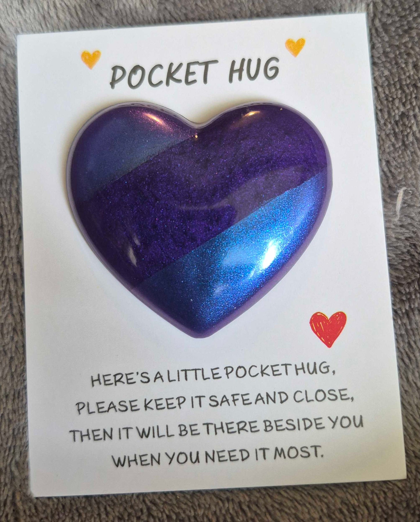 Unique Resin Heart Pocket Hug